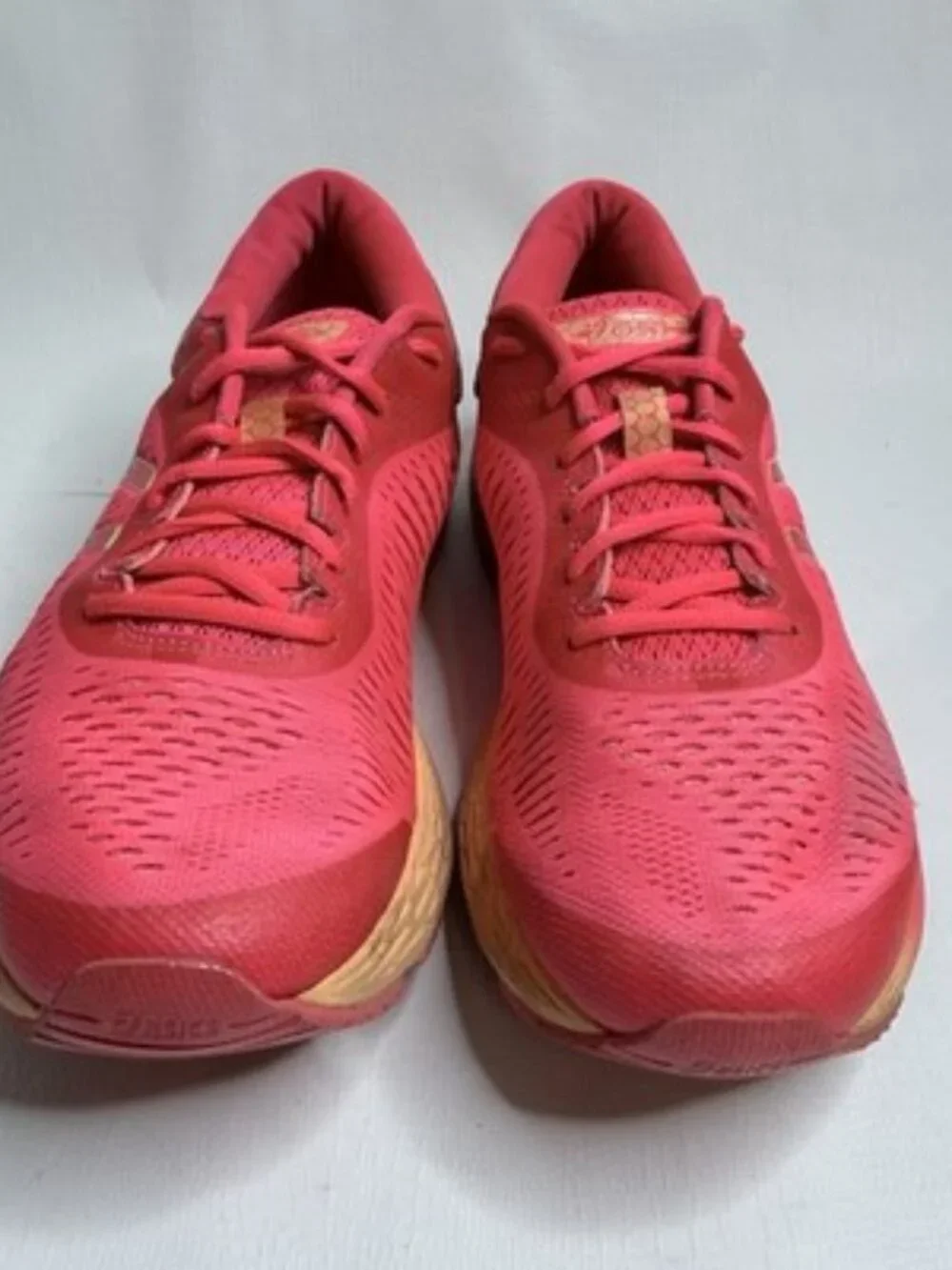 ASICS Womens Size 10 Gel Kayano 25  Running Shoes Comfort Walking Sneakers
